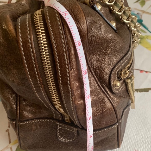 Vintage Gucci bronze metallic purse. - Picture 8 of 11